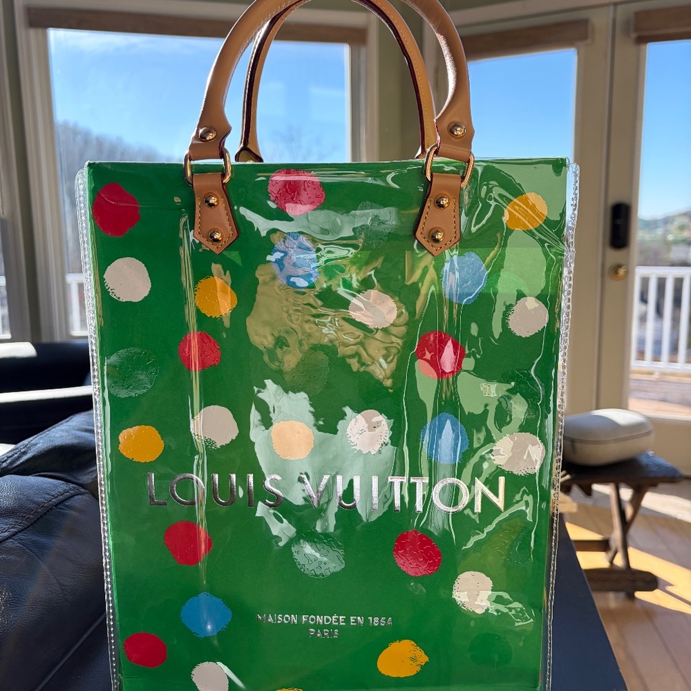 Louis Vuitton Kusama Shopping bag